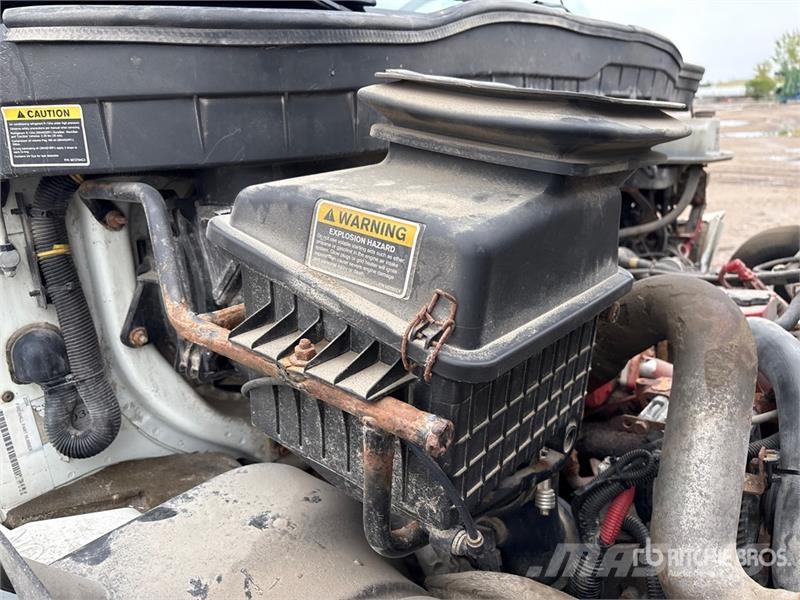 International 4300 Camion a temperatura controllata