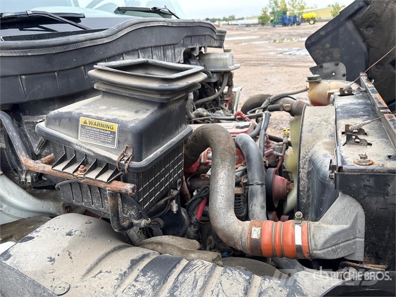 International 4300 Camion a temperatura controllata