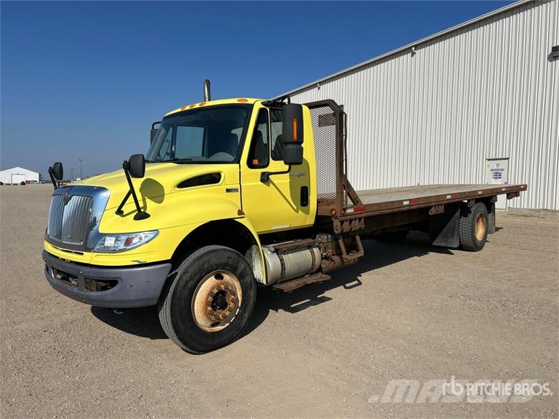 International 4300 Autobasculanta
