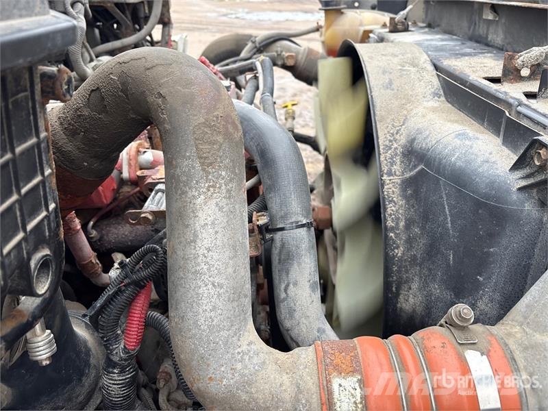International 4300 Camion a temperatura controllata