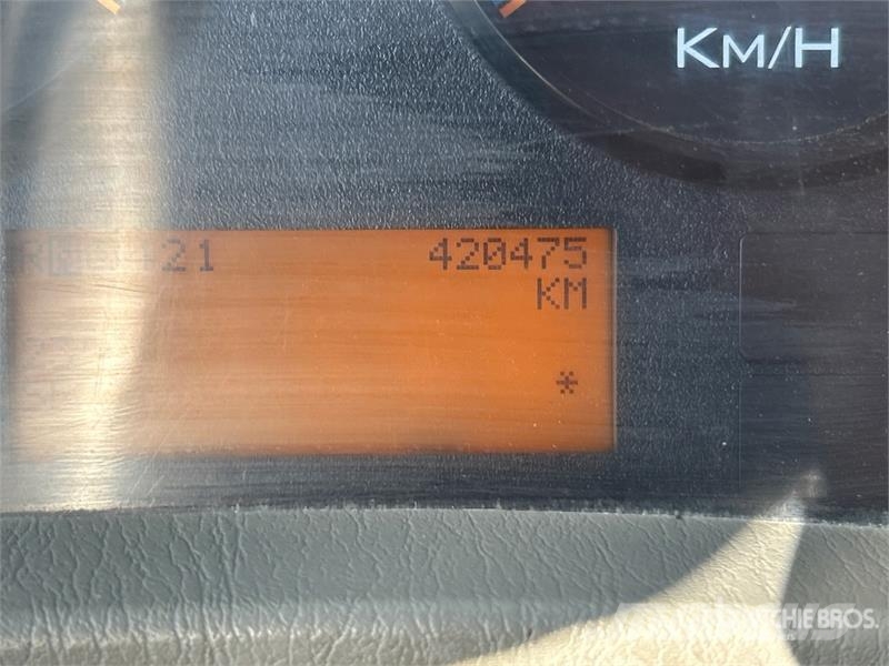 International 4300 Autobasculanta