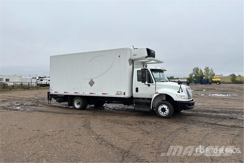 International 4300 Camion a temperatura controllata