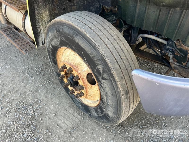 International 4300 Autobasculanta