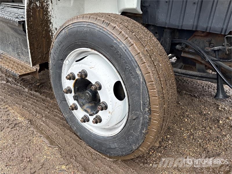 International 4300 Camion a temperatura controllata