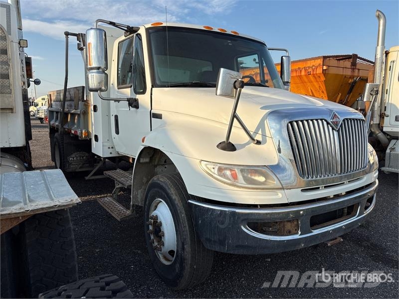 International 4300 Самосвал