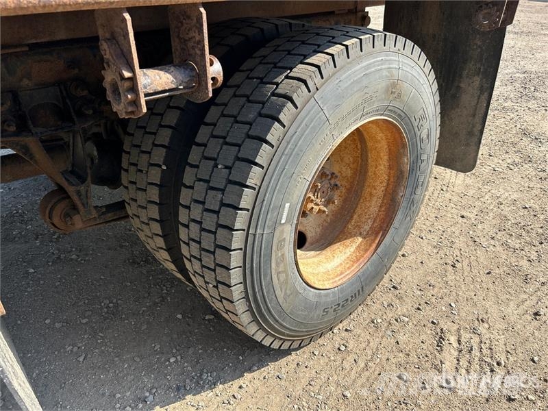 International 4300 Autobasculanta