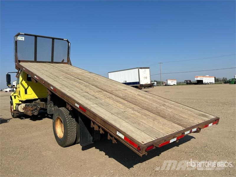 International 4300 Autobasculanta