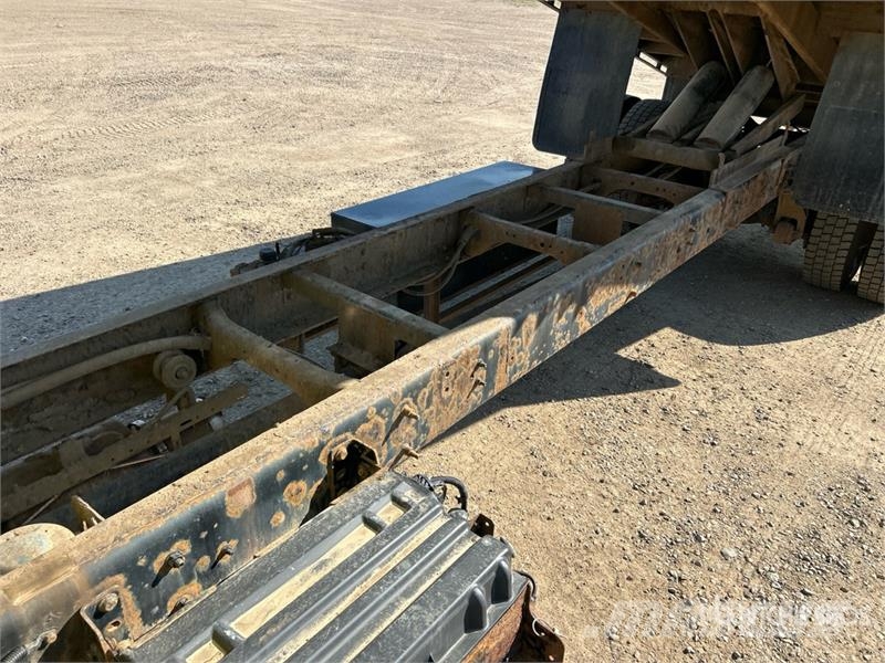International 4300 Autobasculanta