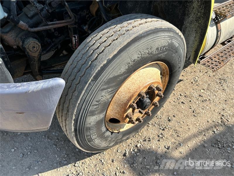 International 4300 Autobasculanta