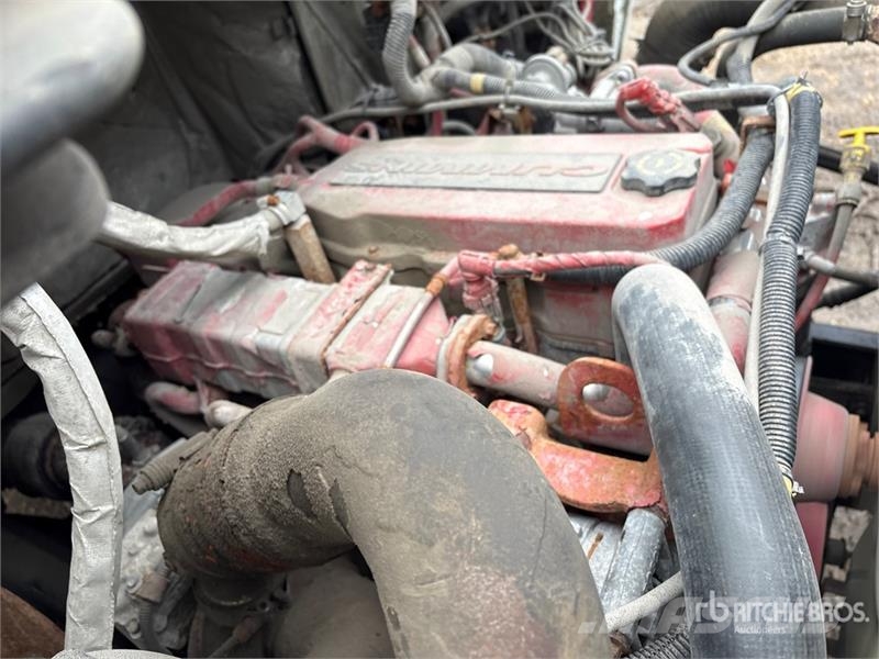 International 4300 Camion a temperatura controllata