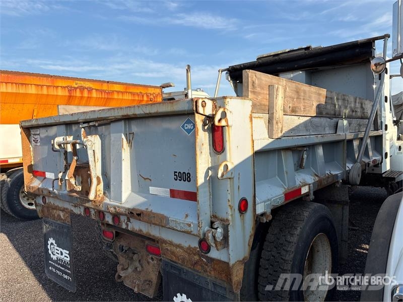 International 4300 Самосвал