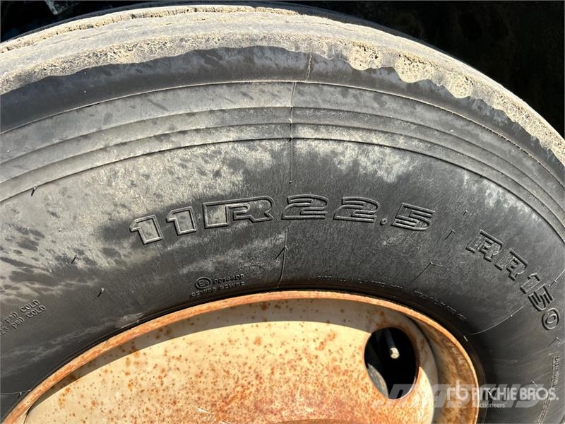International 4300 Autobasculanta
