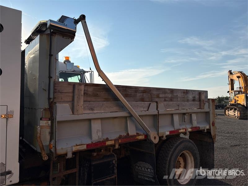 International 4300 Самосвал