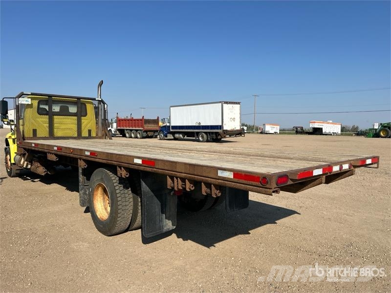 International 4300 Autobasculanta