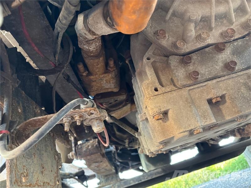 International 4300 Самосвал