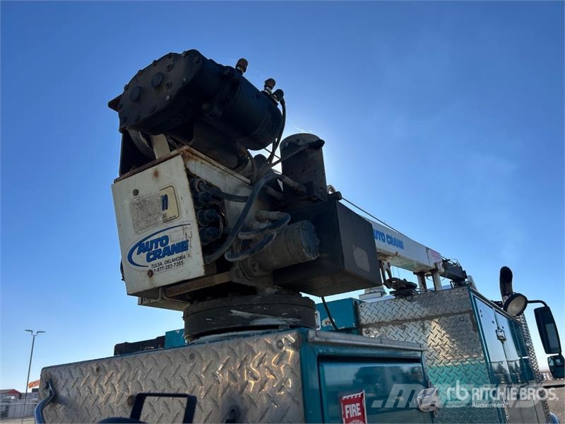 International 4300 4x2 Service Truck Komunalna vozila