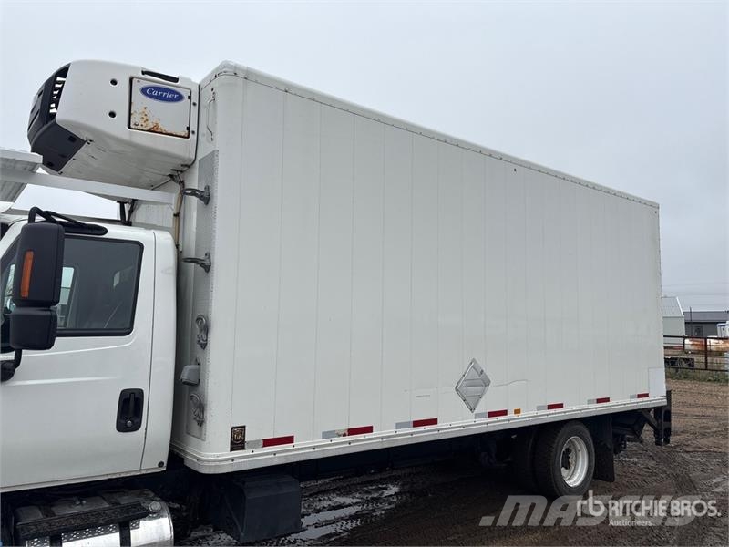 International 4300 SBA Camion a temperatura controllata
