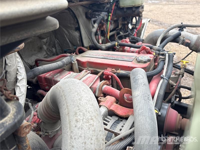 International 4300 SBA Camion a temperatura controllata