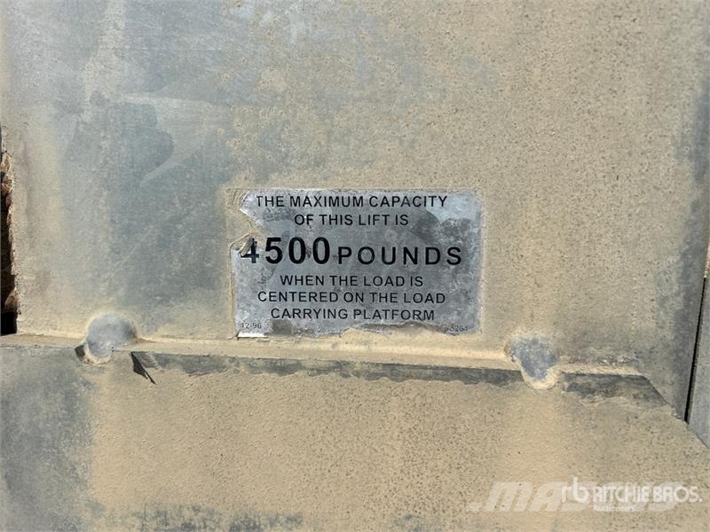 International 4300 SBA Dobozos teherautók