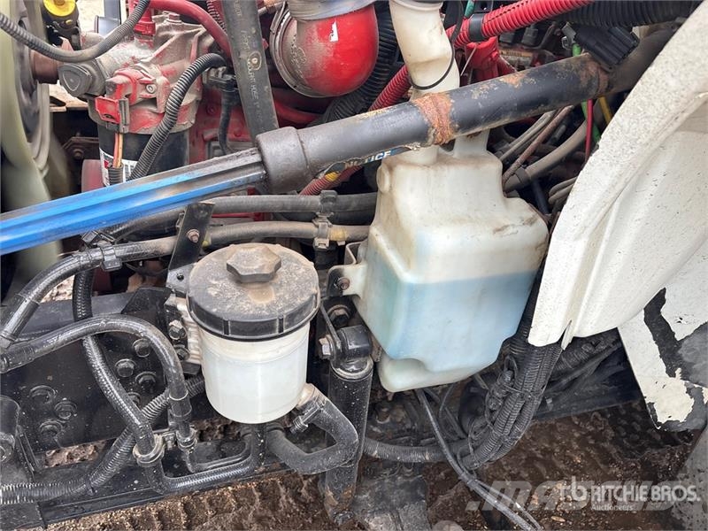 International 4300 SBA Camion a temperatura controllata
