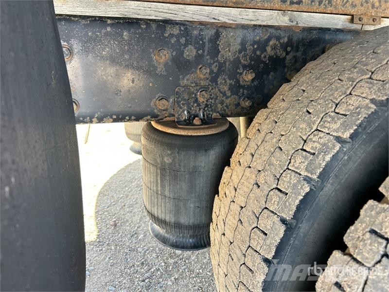 International 4300 SBA Dobozos teherautók
