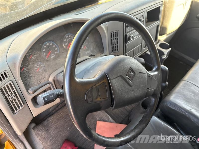 International 4300 SBA Каросерии