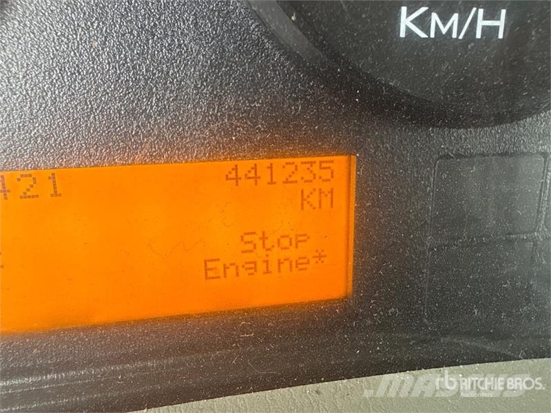 International 4300 SBA Camion a temperatura controllata