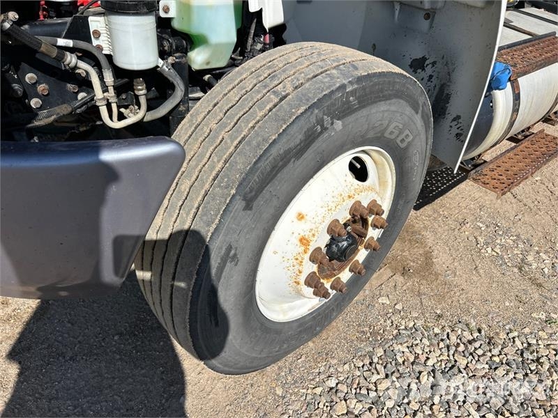 International 4300 SBA Dobozos teherautók