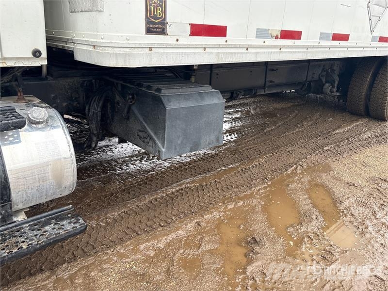 International 4300 SBA Camion a temperatura controllata