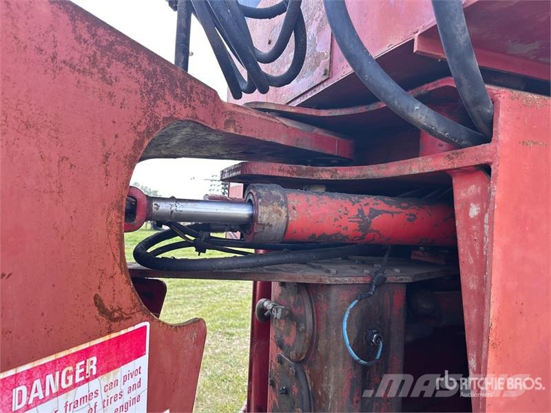 International 4386 Articulated 4WD Tractor Сельхозтехника - Другие