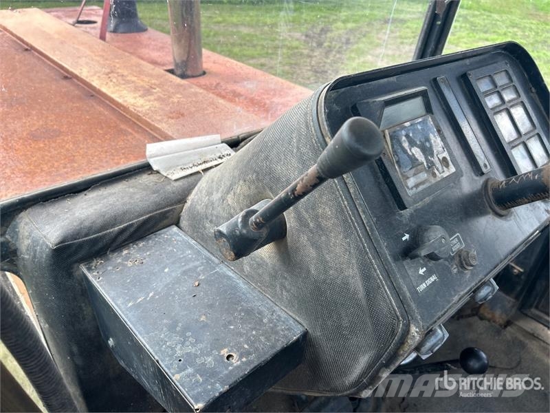 International 4386 Articulated 4WD Tractor Сельхозтехника - Другие