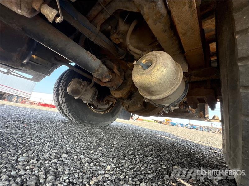 International 4400 Mobiele Boorinstallatie