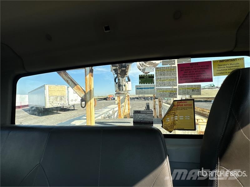 International 4400 Mobiele Boorinstallatie