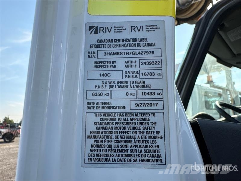 International 4400 Mobiele Boorinstallatie