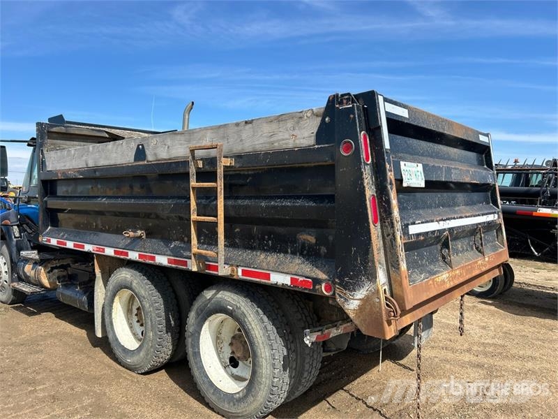 International 4400 SBA Грузовики-Самосвалы