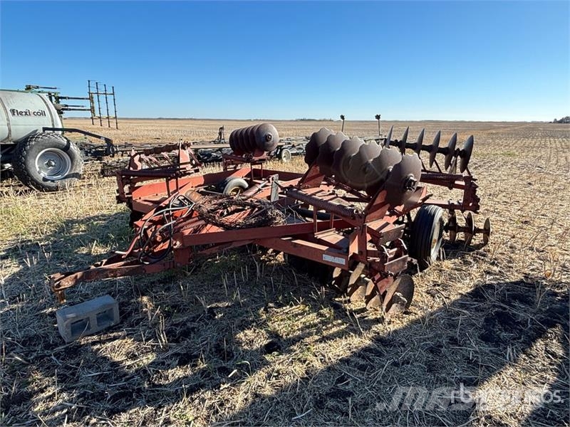International 480 22 ft Tandem Disc Schijveneggen
