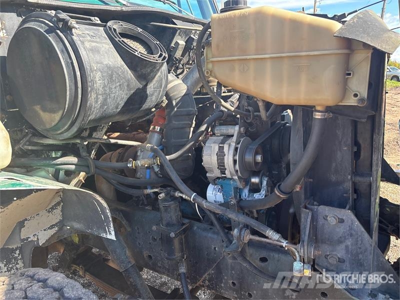 International 4900 Ūkiniai/Grūdų sunkvežimiai