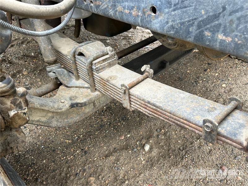 International 4900 شاحنات ذات صهاريج