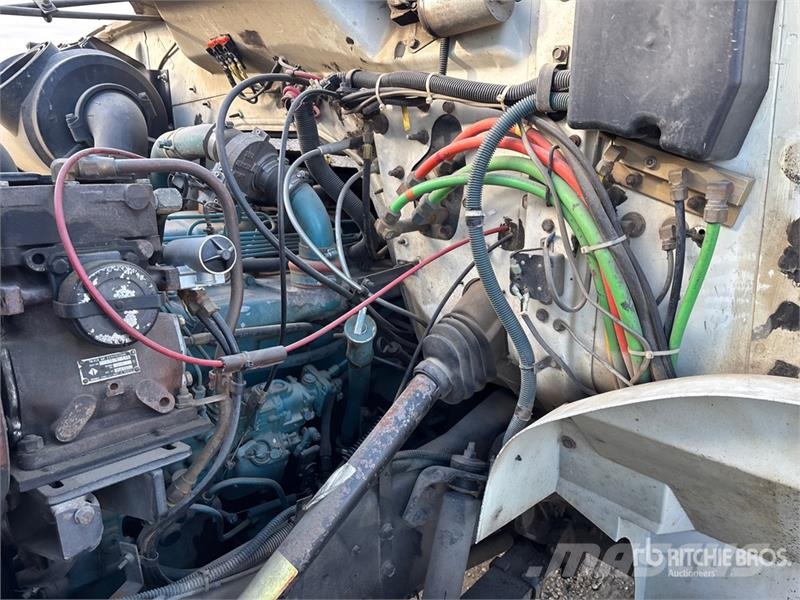 International 4900 Пожарные машины