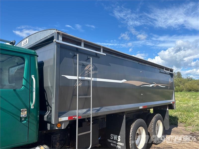 International 4900 Ūkiniai/Grūdų sunkvežimiai