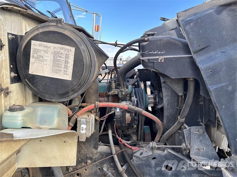 International 4900 Пожарные машины
