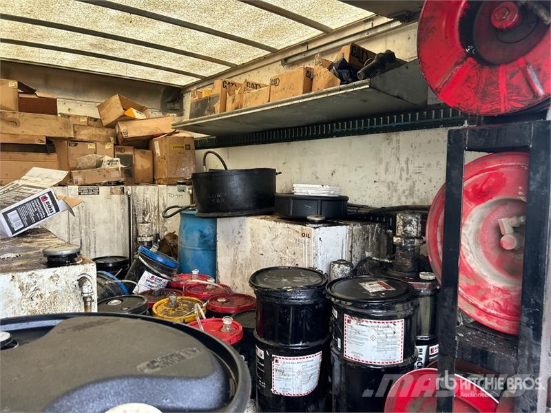 International 4900 شاحنات ذات صهاريج