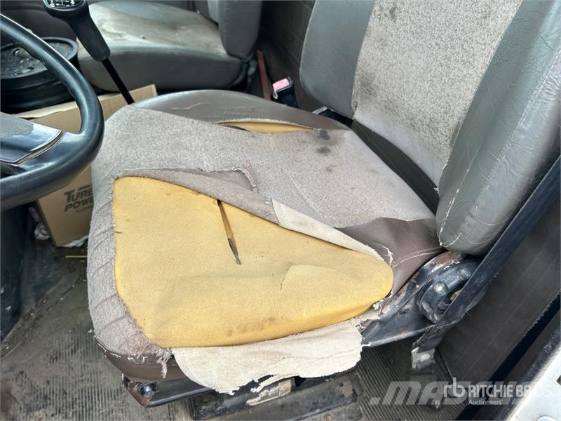 International 4900 شاحنات ذات صهاريج