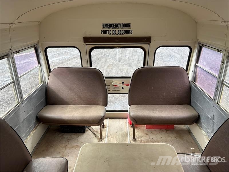 International 4x2 36-Seat School Bus Mini-bus