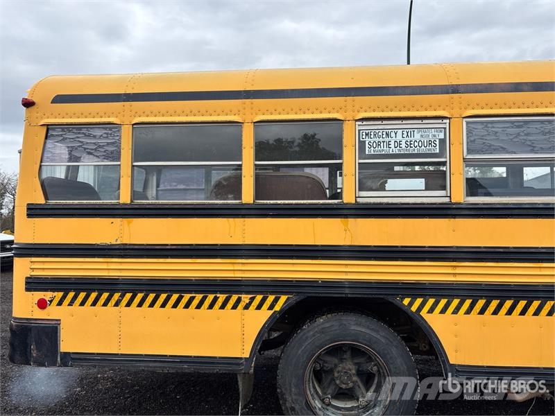 International 4x2 36-Seat School Bus Mini-bus