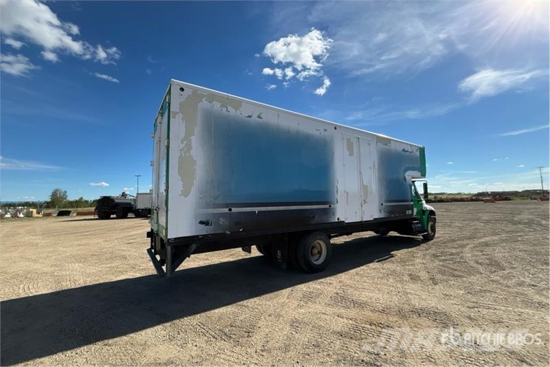 International 4x2 Van Truck Sanduk kamioni