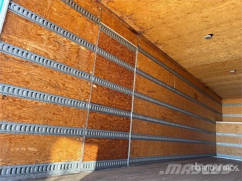 International 4x2 Van Truck Sanduk kamioni
