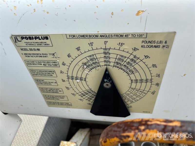 International 500-55-AM 55 ft on International 7500 6x4 Bucket Camion nacelle