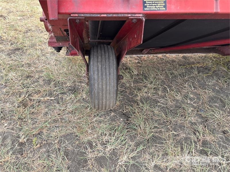International 5000 Swather Windrower Segadoras hileradoras
