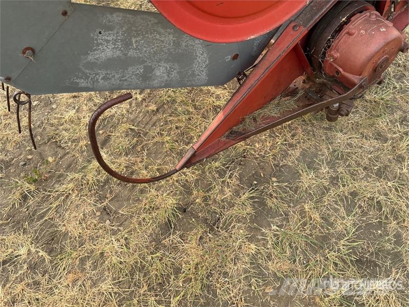 International 5000 Swather Windrower Segadoras hileradoras